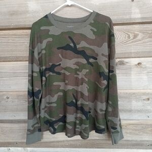 Time & Tru Camo Waffle Knit Top